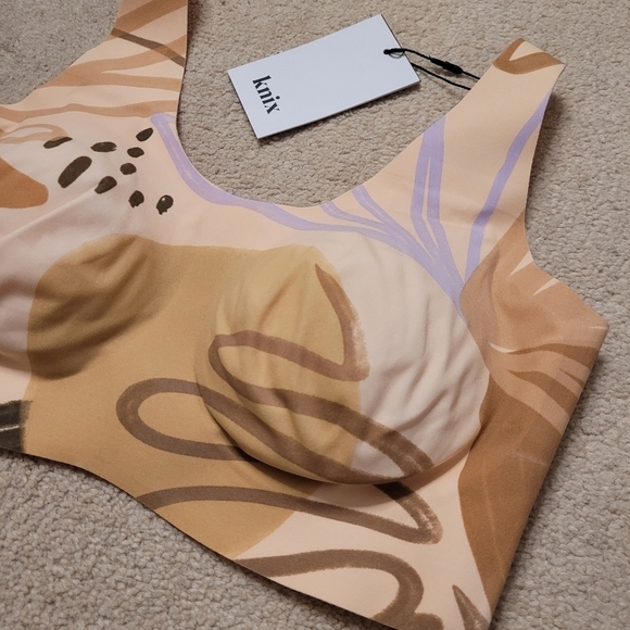 Knix Pullover Bra size S+ Beach Glow pattern Brand new with tags - Picture 2 of 8